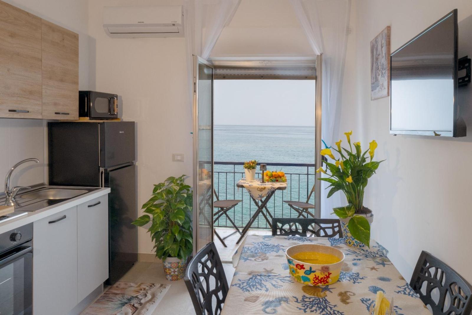 Zia Rina Apartment Naxos Giardini Naxos Eksteriør bilde